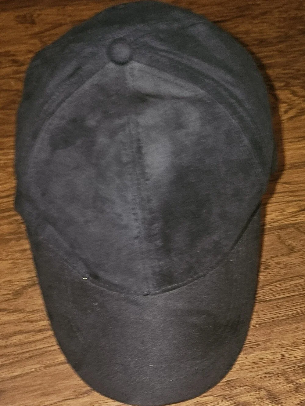 Ariana Grande souvenir concert cap